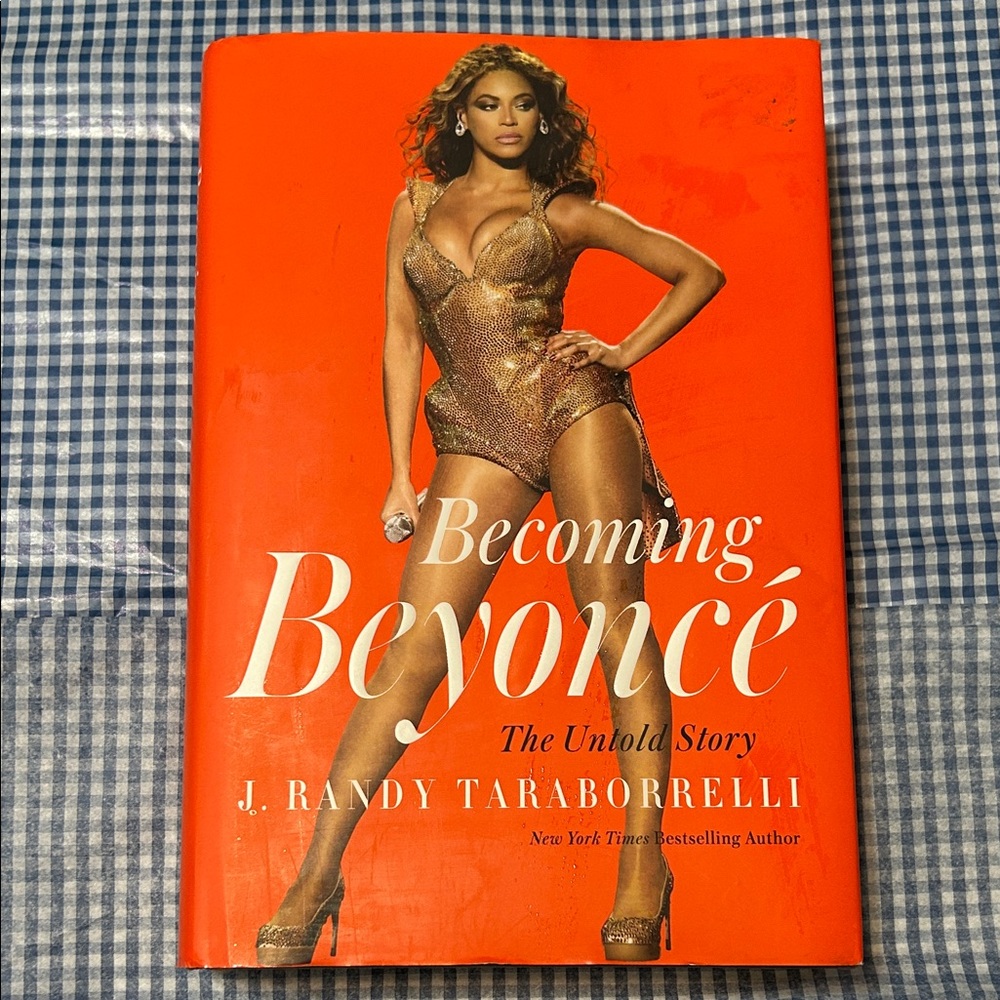 Becoming Beyoncé: The Untold Story - Red Cover